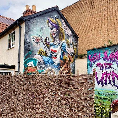 The Rabbit Hole Villa Глостънбъри Екстериор снимка
