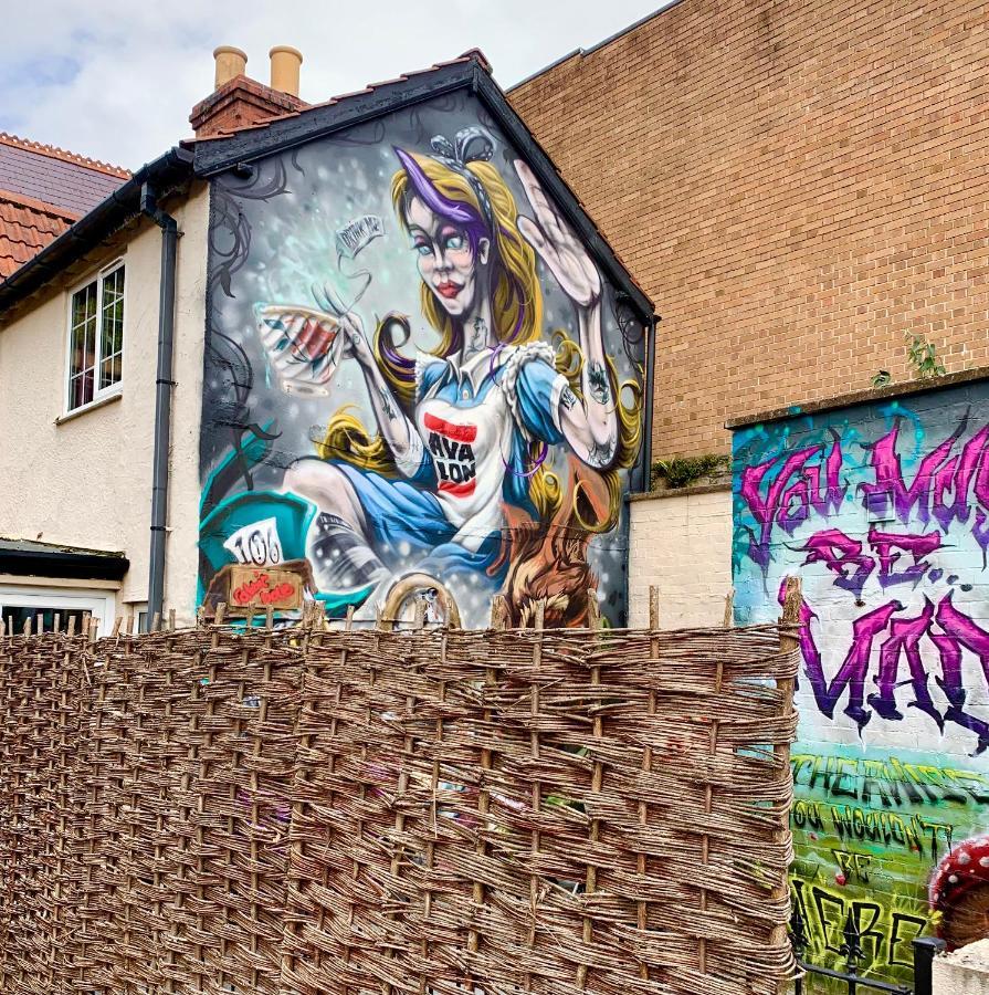 The Rabbit Hole Villa Глостънбъри Екстериор снимка