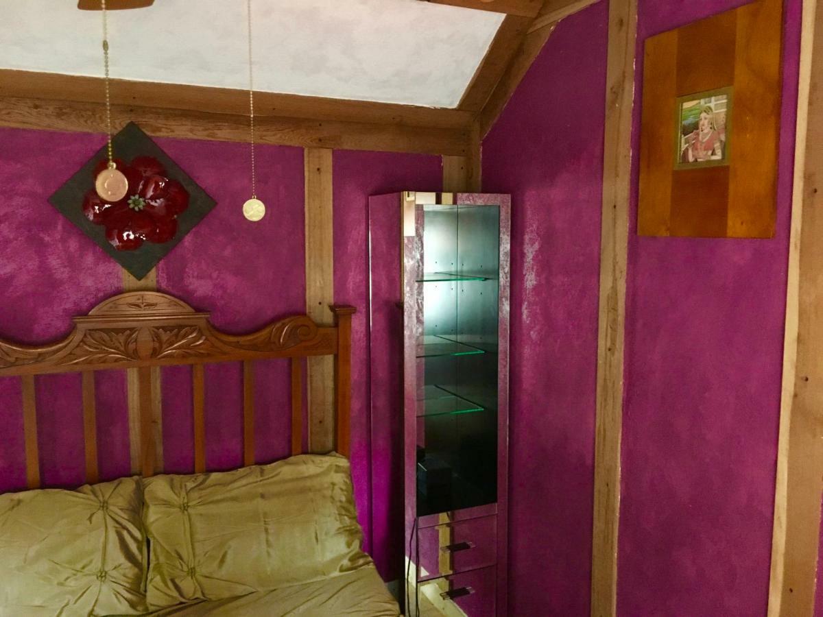 The Rabbit Hole Villa Глостънбъри Екстериор снимка